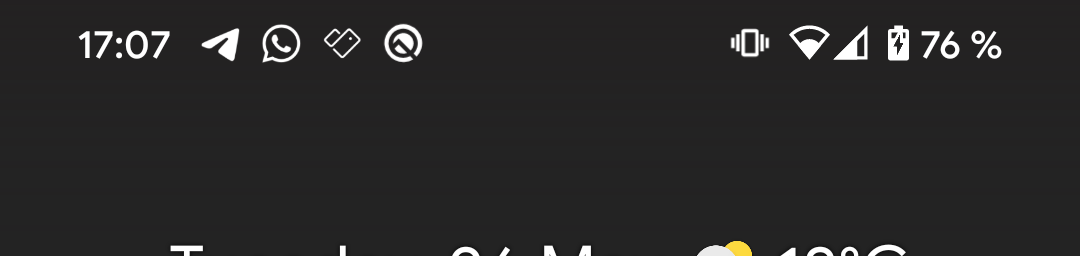 Messy status bar in android screenshot